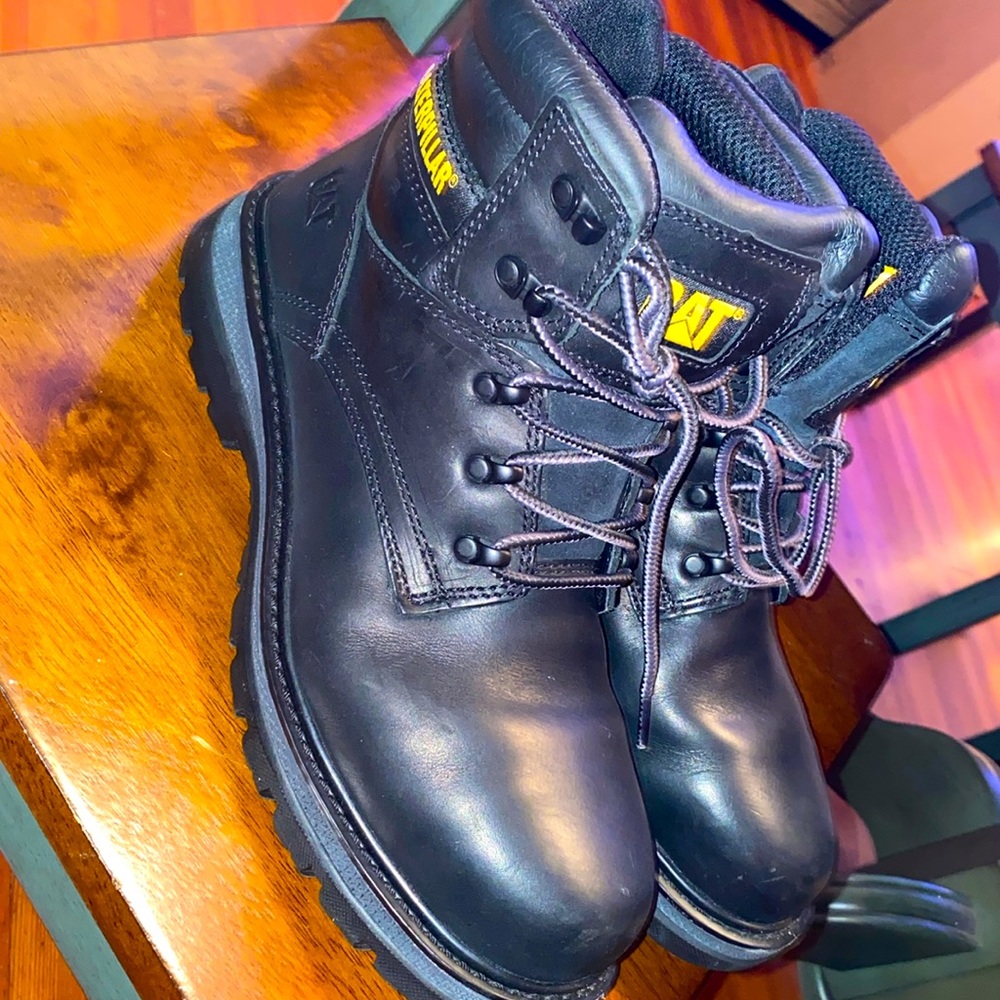 Caterpillar Men’s Fairbanks Steel Toe Industrial Shoe